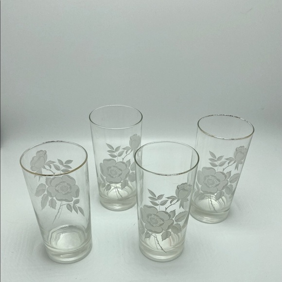 Vintage Libby Rose Pattern Set of 4 Frosted Glasses Flowers - Picture 4 of 4